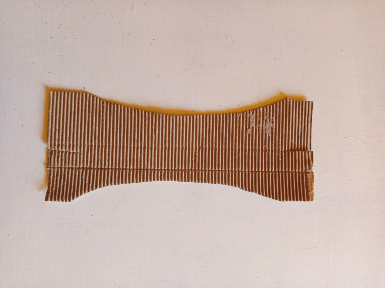 como-guardar-luces-navideñas-02 trozo de cartón para guardar luces navideñas