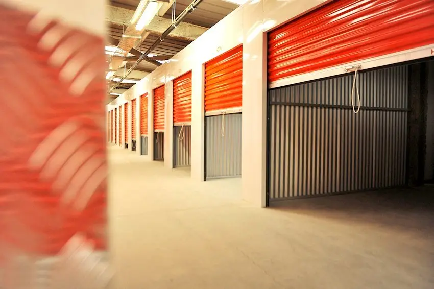 minibodegas-vs-bodegas-tradicionales-2 minibodegas